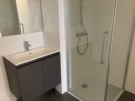 Location Appartement 3 pièces 59m² FLEURY SUR ORNE 14123 - Photo 4