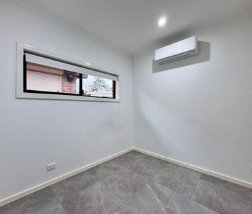 Modern Two Bedroom plus Study - Photo 2