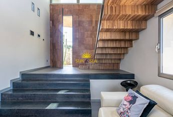 Long term rental, Luxury house with 5 bedrooms in Los Balcones - Los Altos del Edén, Torrevieja Alicante.