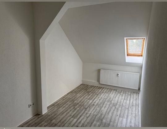 Schöne 3-Raumwohnung auf der Wettinerstraße in Aue - Photo 1