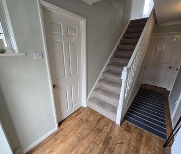 4 bedroom detached house to rent - Photo 1