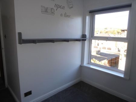 2 bedroom terraced house to rent - Photo 5