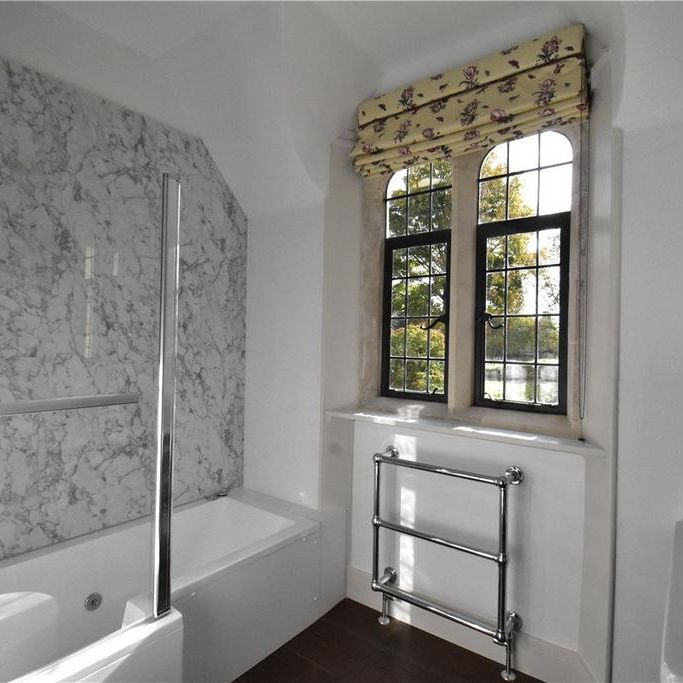 6 bedroom detached house to rent - Photo 1