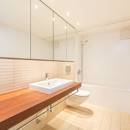 Moderne 2.5-Zimmerwohnung im Zentrum der Neustadt - Photo 3