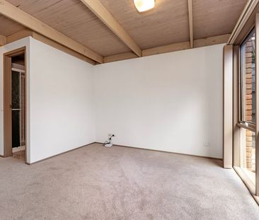 Please contact Molly Rogerson to arrange an inspection; Sandringham... - Photo 5