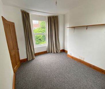 2 Bed Maisonette, Wakefield Road, BN2 - Photo 6