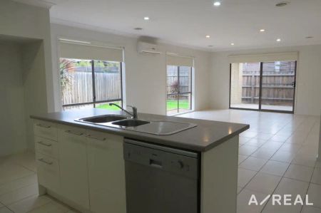 “Welcome Home!” - Photo 4