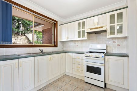 Quiet and Secluded 2 Bedroom Villa - Photo 2