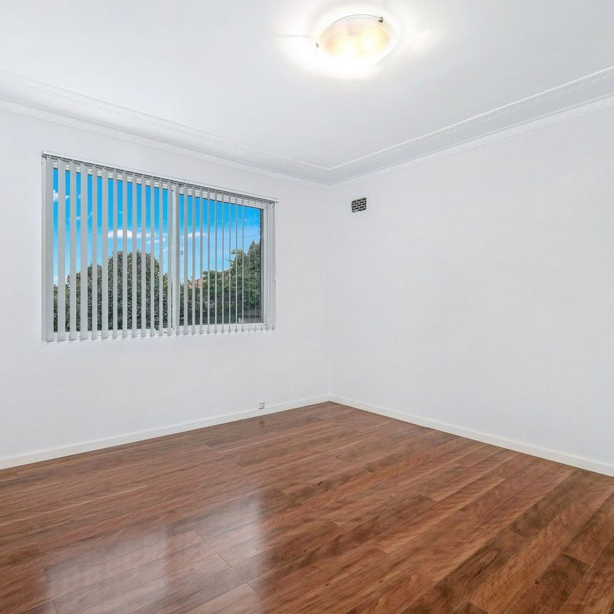 Top Floor Apartment Enjoying Coastal Living - Photo 1