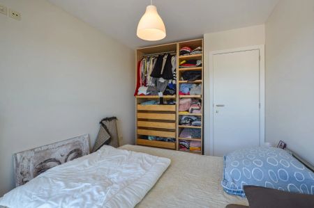 Modern appartement met 2 slaapkamers en een garage te huur in Bredene. - Foto 2