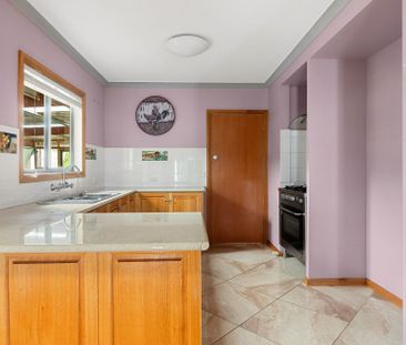 17 Orlando Street Eaglehawk VIC - Photo 5