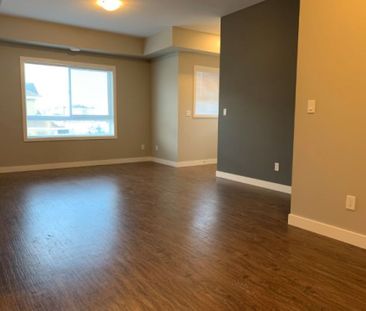 103 221B Lake Street - Photo 5