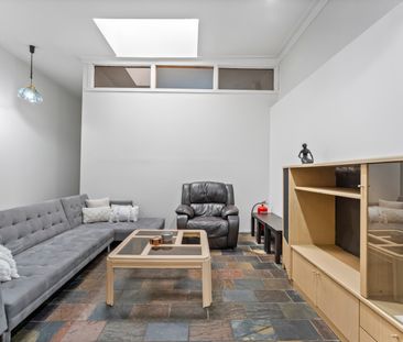 380B Sydney Road, Brunswick VIC 3056 - House For Rent | Domain - Photo 1