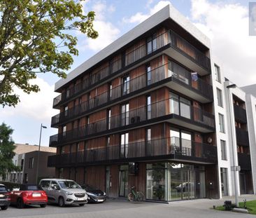 RUIM APPARTEMENT VAN +- 100 M² MET 2 SLPK EN BUREEL OP CENTRALE LOC... - Photo 6