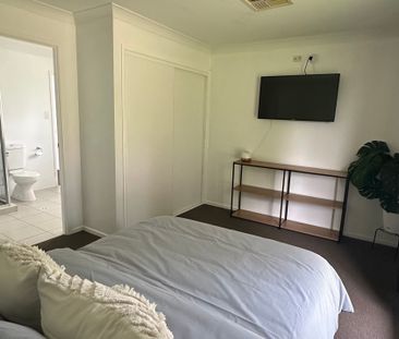 Stockleigh - Photo 1