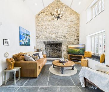 4 bedroom detached house to rent - Photo 2