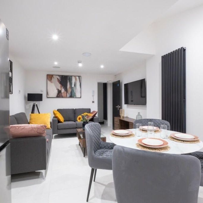 5 bedroom house to rent - Photo 1