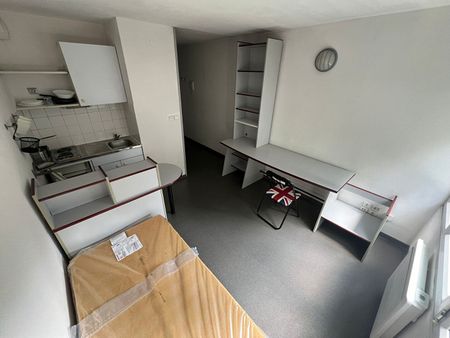 Studio MEUBLÉ de 18.57 m², rue des postes – Sébastopol réf 5346 - Photo 2