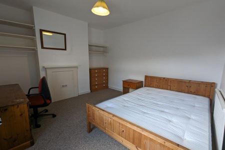 5 bedroom end of terrace house to rent - Photo 5