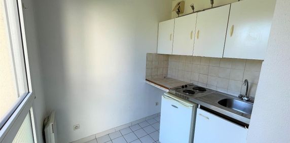 Location Appartement 1 pièce 23m² DIJON 21000 - Photo 2