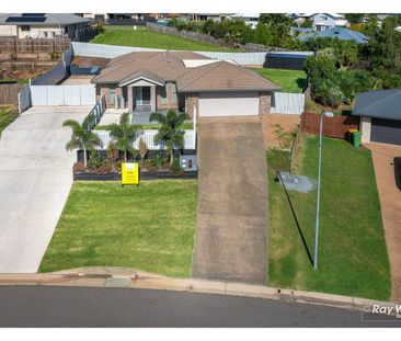 The Easy Gracemere Lifestyle - Photo 1