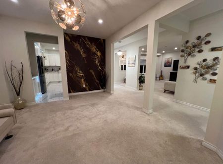 For Lease - 54 Pace Avenue Unit# MASTER SUITE, Brantford, Ontario - Photo 2