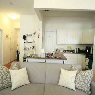 CLEAN-BRIGHT-1 BDRM-1 BATH, ONSITE-LAUNDRY|QUIET-LOCATION - Photo 1