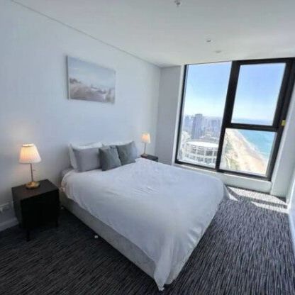 Surfers Paradise - Photo 1