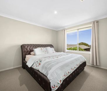 Modern 5-Bedroom Family Home in Beacon Hill - Photo 5