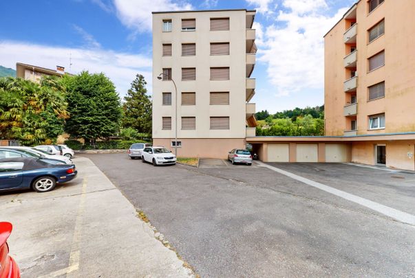 4.5 locali a Taverne con prima mensilità e posteggio in omaggio! - Foto 1