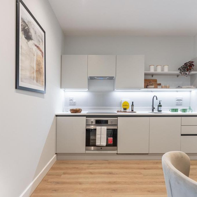 Studio to rent - Photo 1