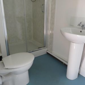 Broad Street - Photo 2