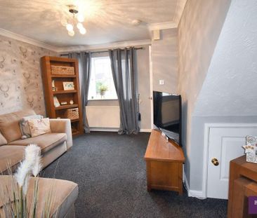 2 bedroom semi-detached house to rent - Photo 2