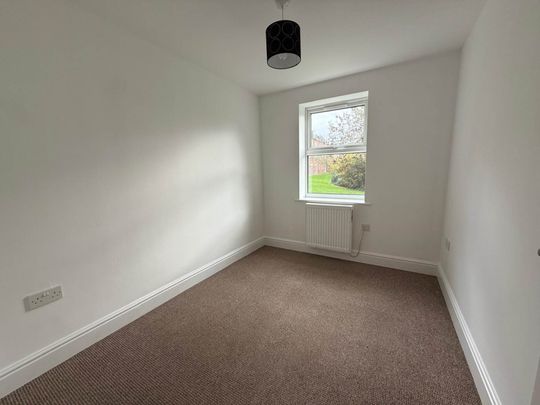 Willow Tree Close, Lincoln, LN5 8NZ - Photo 1