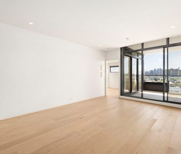 Oversized 1 Bedroom Home with Unobstructed City Views - Photo 6