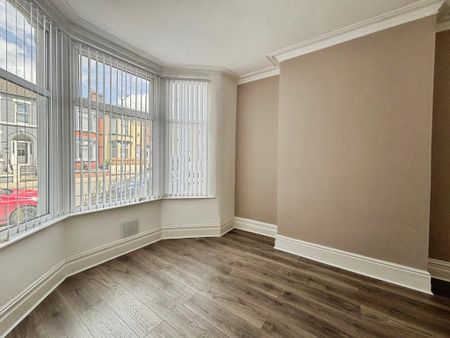 4 bedroom terraced house to rent - Photo 2