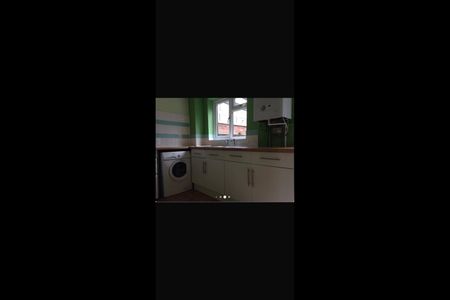 2 Bed Terraced House, Welham Walk, LE4 - Photo 4