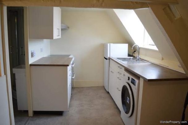 1 bedroom property to rent in Swindon - Photo 1