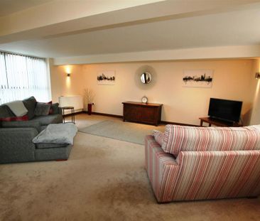 4 bedroom house to rent - Photo 1