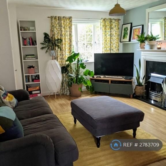 2 bedroom semi-detached house to rent - Photo 1