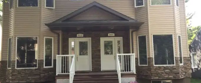 Nice 3 bedroom ,2.5 bath in Ritchie | 9621 79 Ave NW, Edmonton - Photo 1