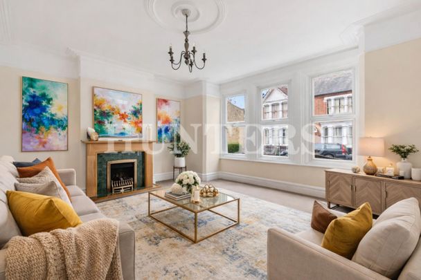 5 bedroom House To Let Total Size: 1548 SQ FT - Photo 1