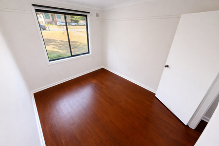 Fully Renovated 4-Bedroom Home in Quiet Ashcroft Street - Photo 2