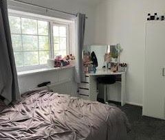 3 bedroom semi-detached house to rent - Photo 6