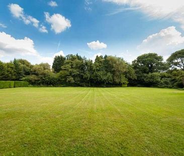 Addlestone, KT15 - Photo 6