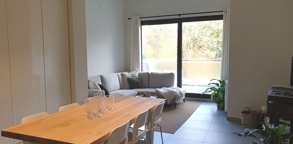 Appartement te huur in Waasmunster voor € 925 met 2 slaapkamers - Photo 2