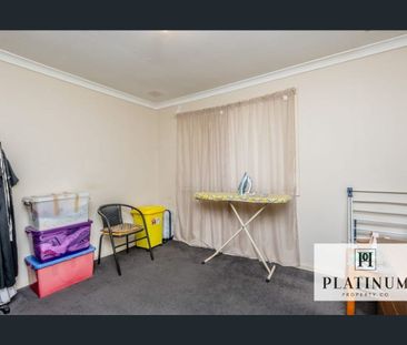 59B Kenny Crescent, Rangeway, WA 6530 - Photo 5
