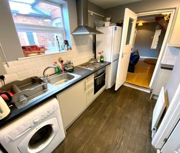 3 bedroom house share to rent - Photo 3