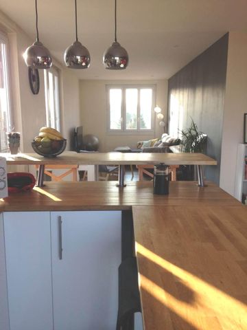 Location Appartement 3 pièces 70m² BRON 69500 - Photo 4