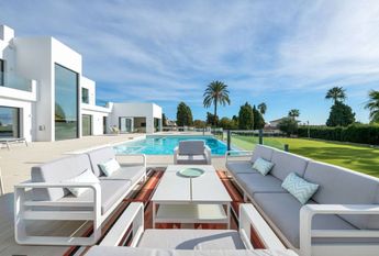 Luxury Villa for rent in Estepona, Spain